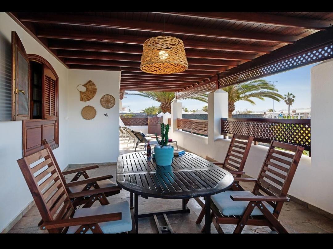Villa Helen Playa Blanca  Exterior photo
