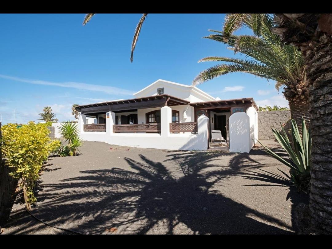 Villa Helen Playa Blanca  Exterior photo