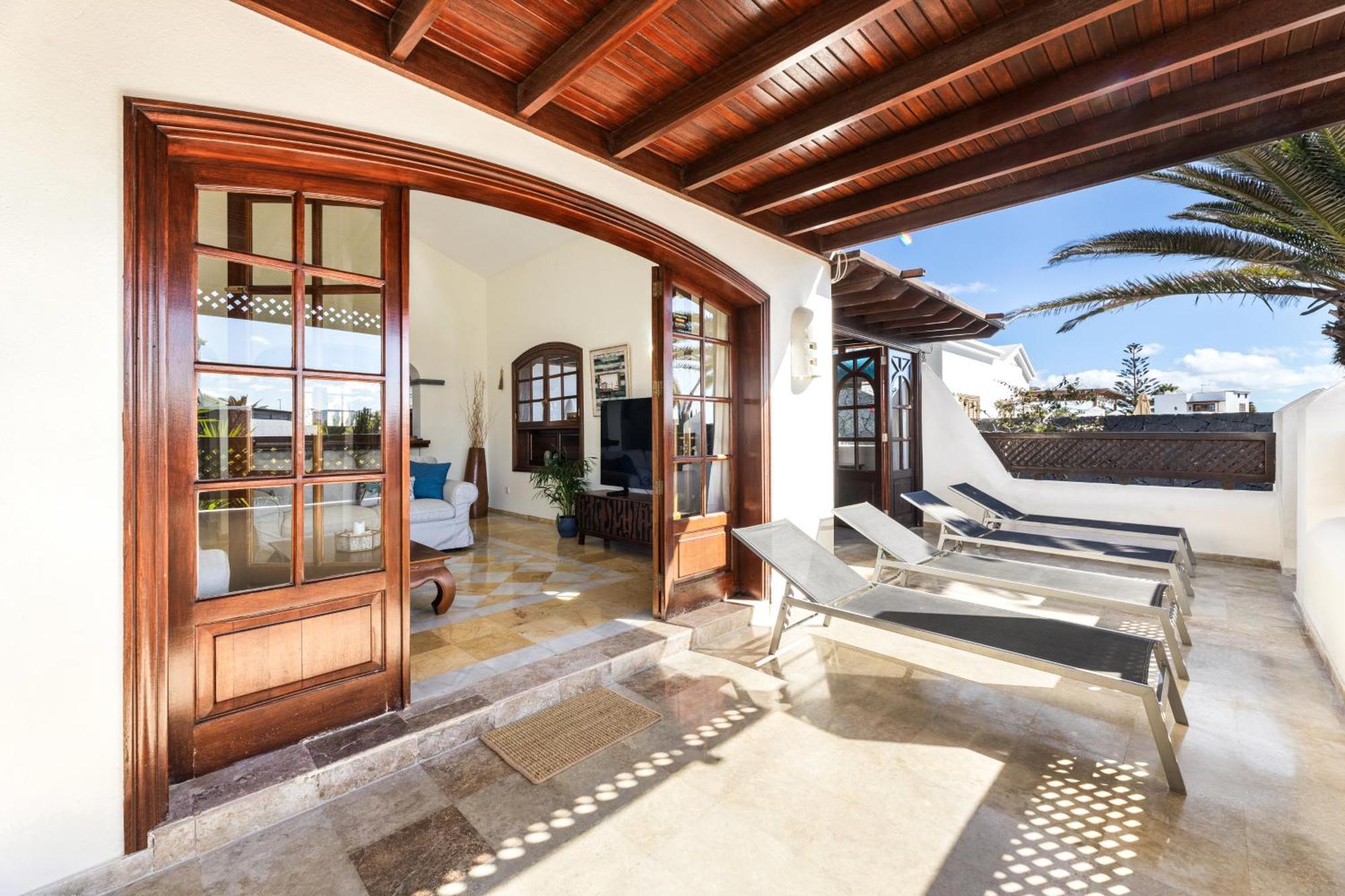 Villa Helen Playa Blanca  Exterior photo